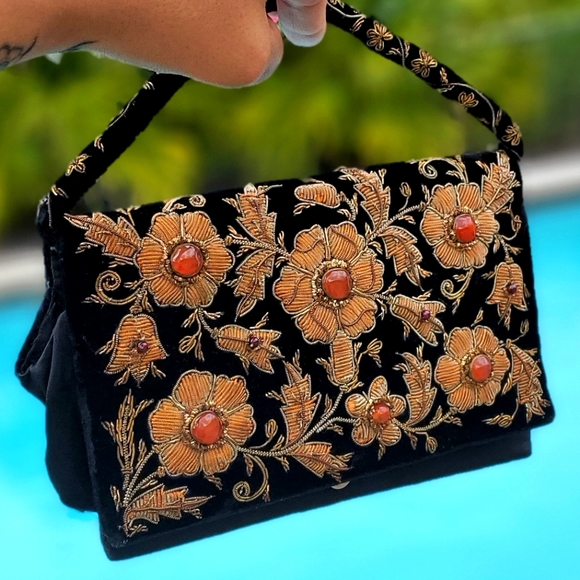 Vintage India Black Velvet Gold Embroidered Natural Gemstone Jeweled Evening Bag - Picture 5 of 17